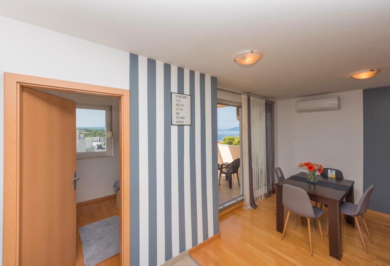 Apartment Sea View In Makarska, Free Parking ภายนอก รูปภาพ